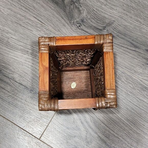 GUC Wooden & Woven Wicker Small Basket Box - Picture 2 of 6